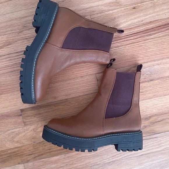 Sam Edelman Laguna Chelsea Leather Boots - Picture 5 of 9